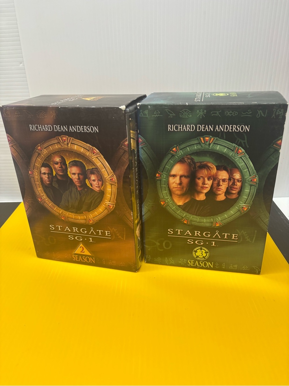 Stargate SG-1 Season 1 and Season 2 Dvd Set Lot - Picture 6 of 7
